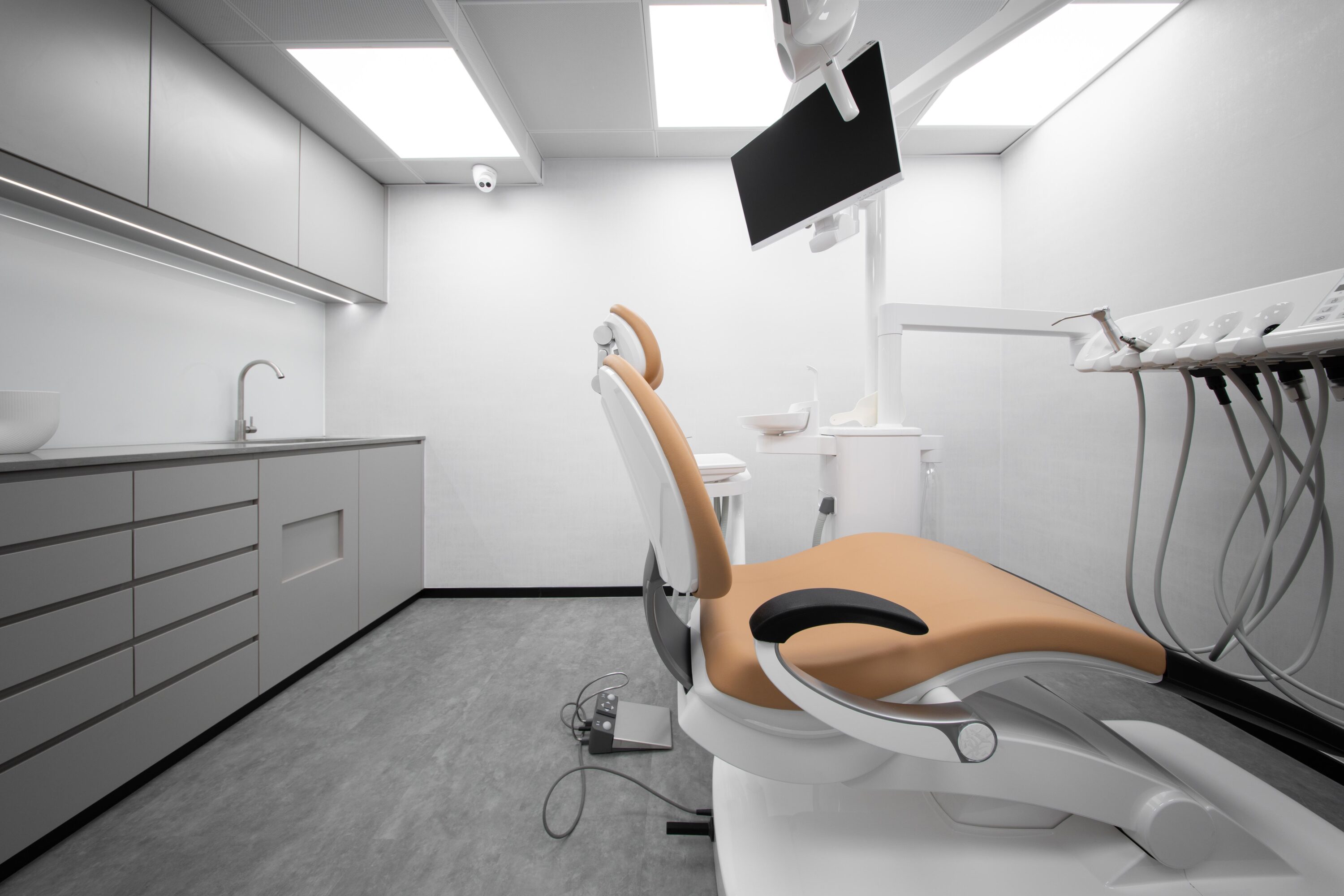 訂造傢俬, 室內設計, 室內裝修, 白紙設計研究所, interiordesign,dentalclinic